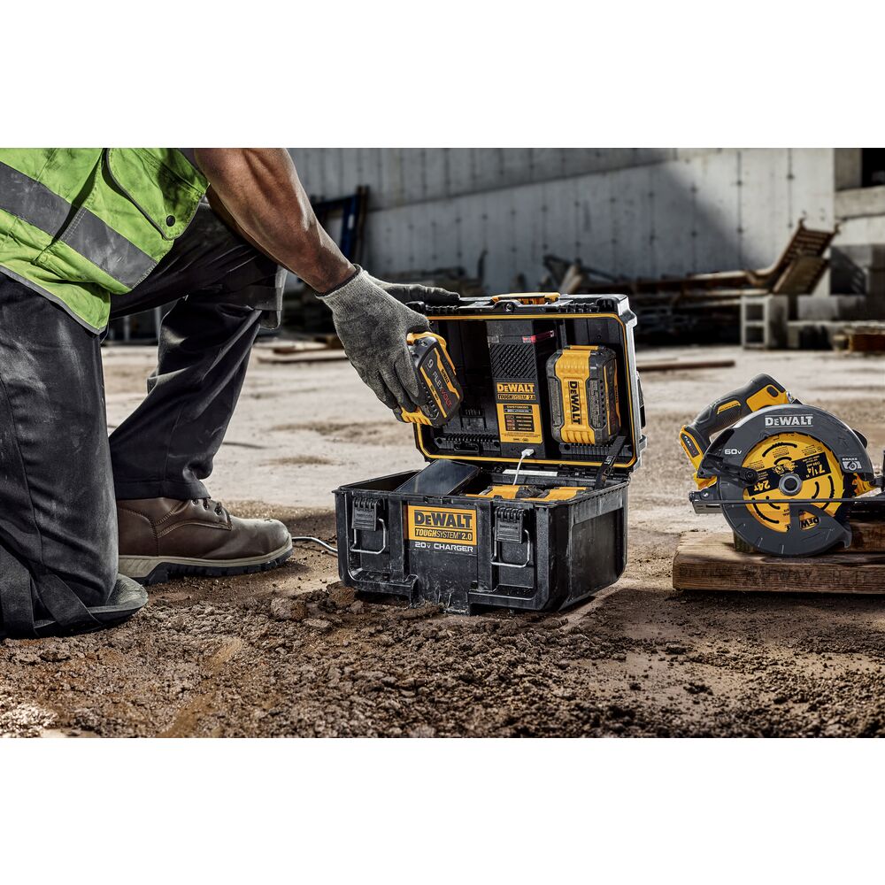 [DWST08050] DEWALT TOUGHSYSTEM 2.0 CHARGER BOX -NA