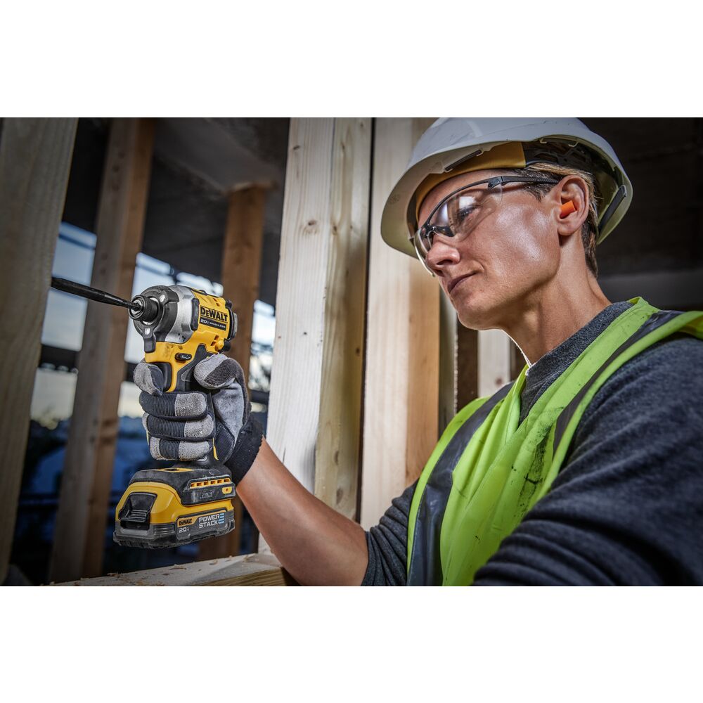 DEWALT 20V ATOMIC IMPACT DRIVER KIT