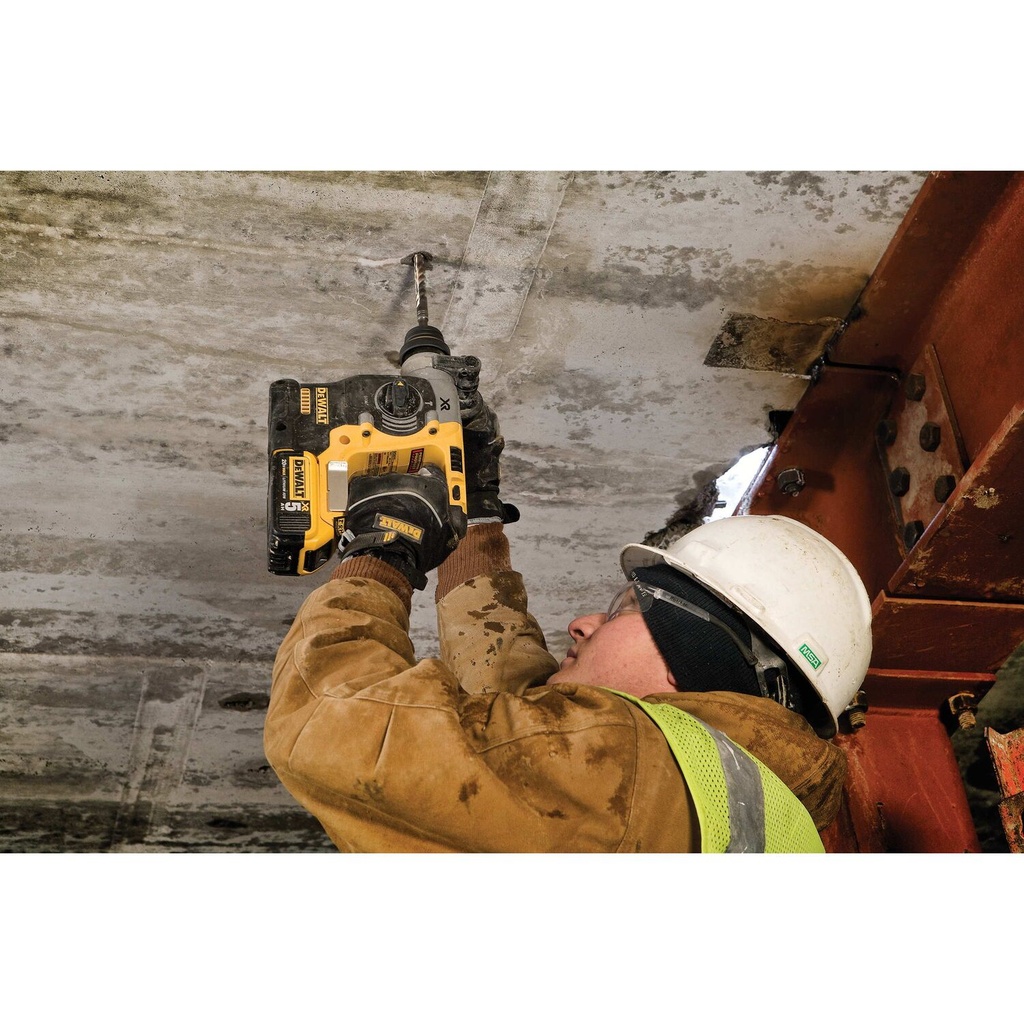 1 IN SDS PLUS ROTARY HAMMER