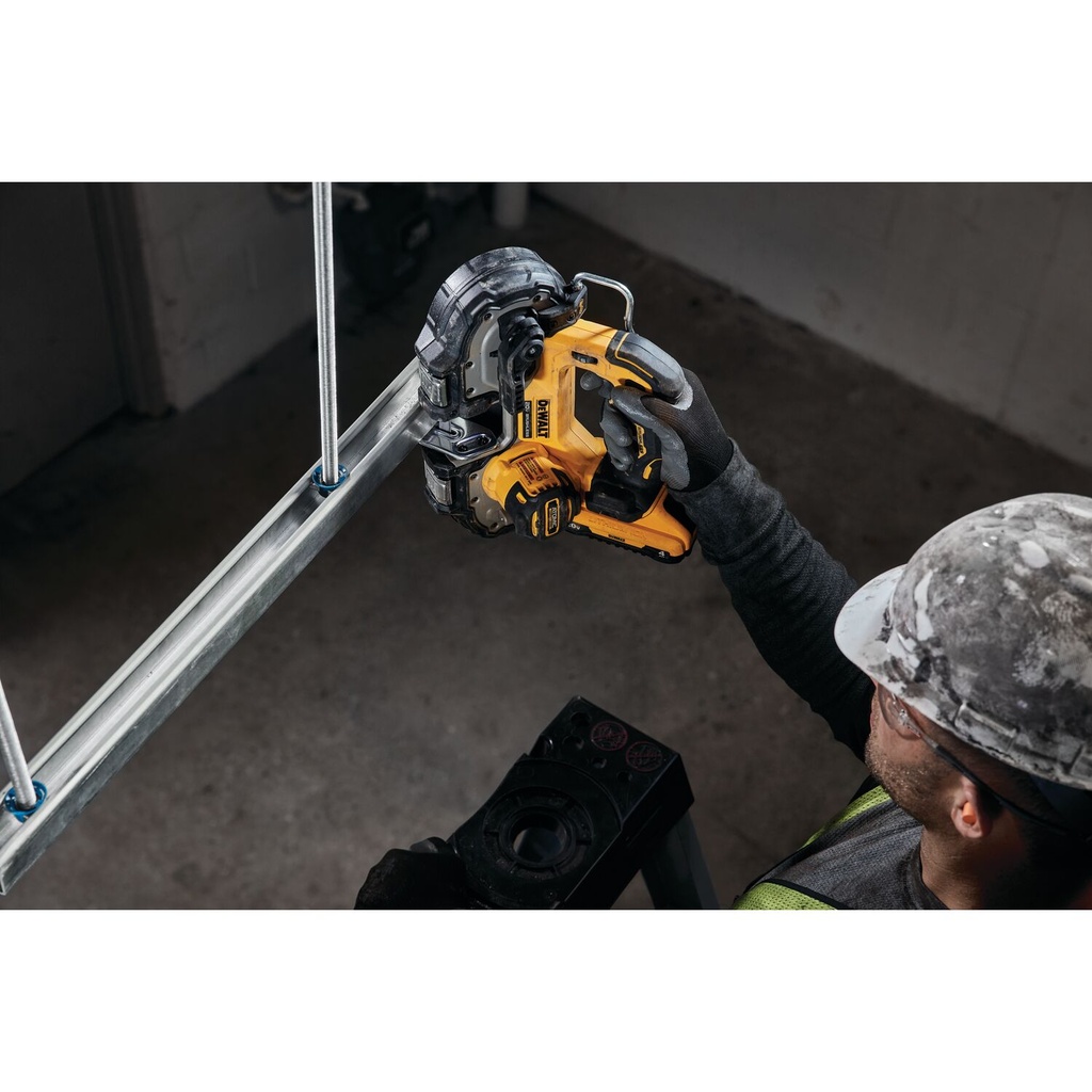 20V MAX ATOMIC 1-3/4IN BANDSAW