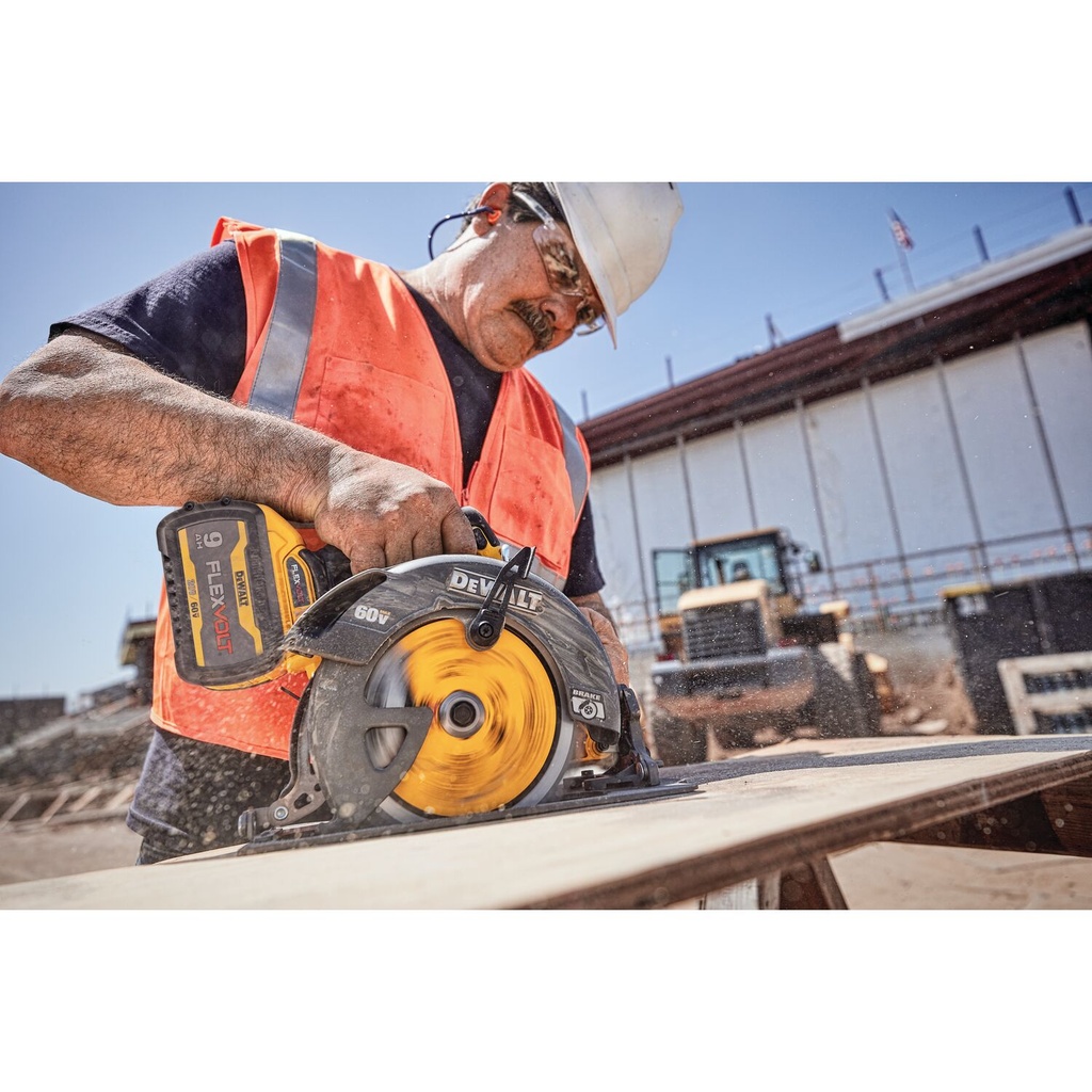 60V MAX 7-1/4 BRUSHLESS CIRC SAW BARE