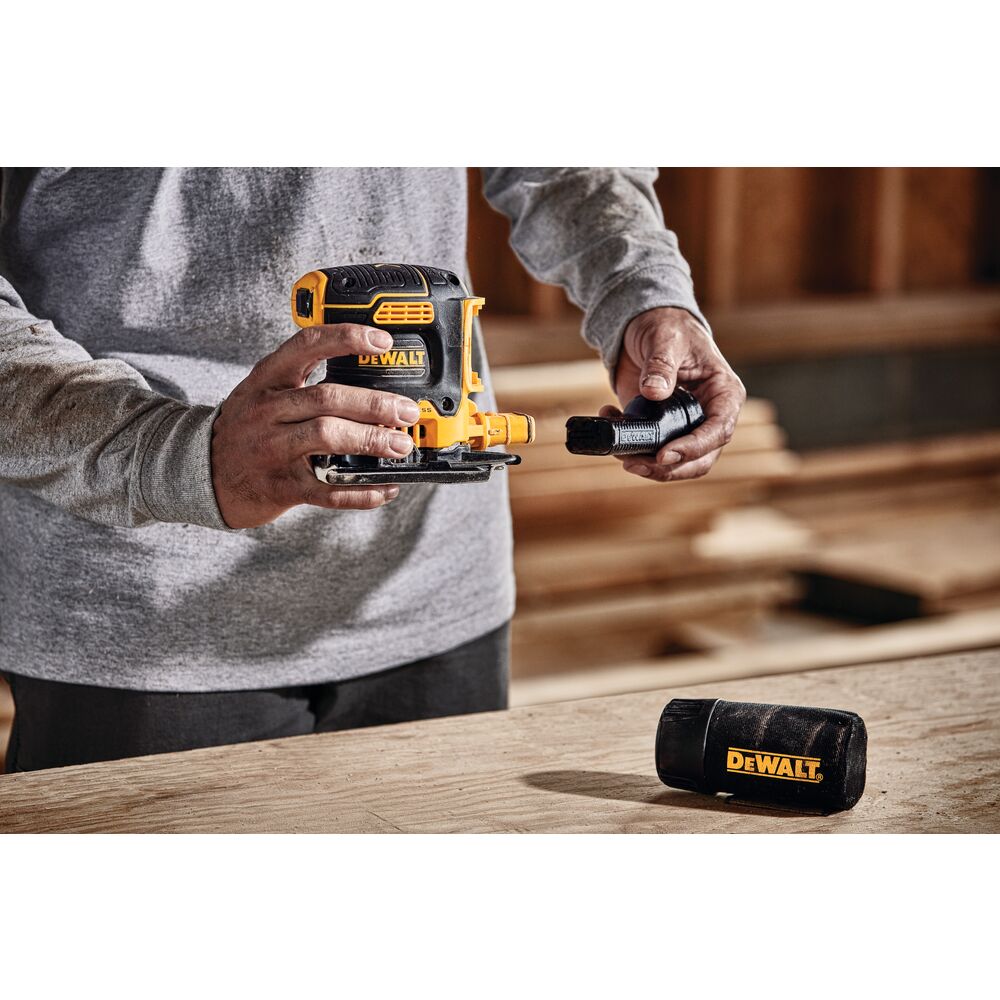 20V MAX BRUSHLESS 1/4 SHEET SANDER