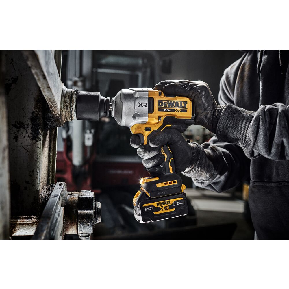 20V Max Atomic Impact Wrench