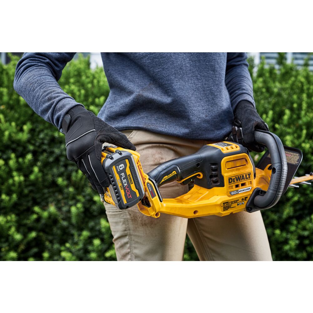 SHELL DW 60V HEDGE TRIMMER BARE