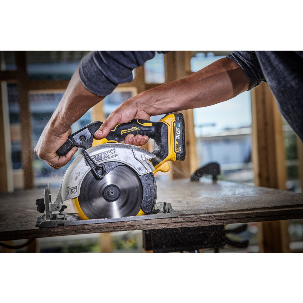 20V MAX POWERSTACK COMPACT BATTERY